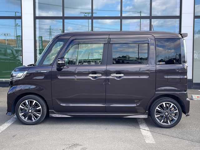 スズキ スペーシア カスタム HYBRID XS 道東・釧路十勝 2020(令2)年 3.2万km アーバンブラウンパールメタリック ・４WD/・寒冷地仕様/・社外メモリナビ/（CD・DVD・FM・AM・SD・BT・USB)/・フルセグ（走行中視聴可能）/・バックカメラ/・全方位モニター/・アイドリングストップ/・ウィンカーミラー/・ドアバイザー/・プッシュスタート/・両側パワースライドドア/・パーキングアシスト/・ベンチシート/・純正フロアマット/・横滑り防止装置/・レーンキープアシスト/・盗難防止装置/・オートライト/・オートマチックハイビーム/・衝突軽減ブレーキ/・フォグランプ/・ヘッドアップディスプレイ/・ステアリングスイッチ/・革巻きステアリング/・PWRスイッチ/・イルミネーションコントロール/・天井サーキュレーター/・ロールサンシェード/・電動格納ミラー/・バニティミラー