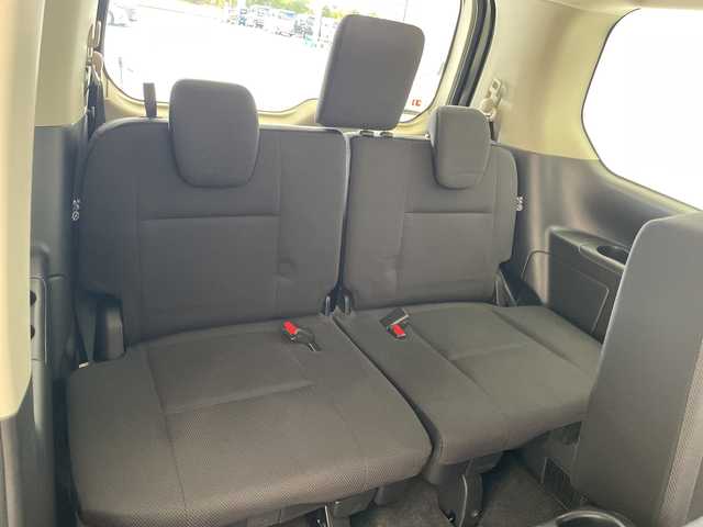 日産 セレナ X 愛知県 2017(平29)年 7.5万km ダイヤモンドブラック 純正９型ナビ/後席モニター　/両側電動　/レーダークルコン　/バックカメラ　/ＬＥＤヘッド　/ドライブレコーダー　/ＥＴＣ　/衝突軽減　/フルセグＴＶ　/ＣＤ　/ＤＶＤ　/ステアリングスイッチ　/スマートキー　/プッシュスタート