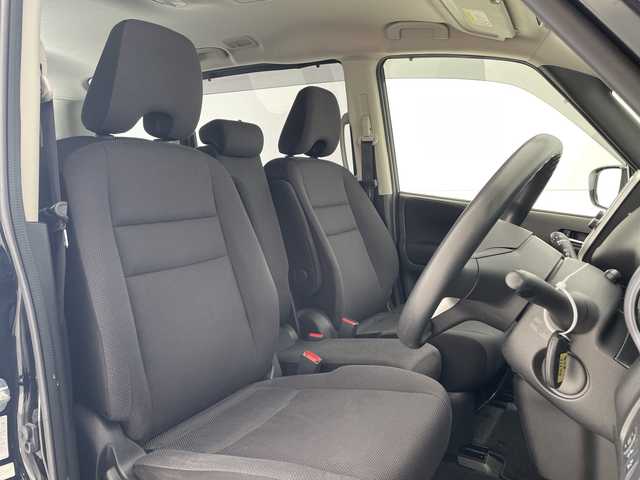 日産 セレナ X 愛知県 2017(平29)年 7.5万km ダイヤモンドブラック 純正９型ナビ/後席モニター　/両側電動　/レーダークルコン　/バックカメラ　/ＬＥＤヘッド　/ドライブレコーダー　/ＥＴＣ　/衝突軽減　/フルセグＴＶ　/ＣＤ　/ＤＶＤ　/ステアリングスイッチ　/スマートキー　/プッシュスタート