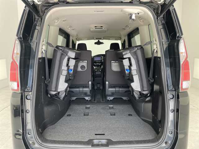 日産 セレナ X 愛知県 2017(平29)年 7.5万km ダイヤモンドブラック 純正９型ナビ/後席モニター　/両側電動　/レーダークルコン　/バックカメラ　/ＬＥＤヘッド　/ドライブレコーダー　/ＥＴＣ　/衝突軽減　/フルセグＴＶ　/ＣＤ　/ＤＶＤ　/ステアリングスイッチ　/スマートキー　/プッシュスタート