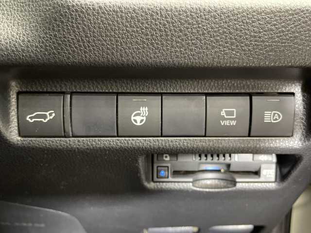 トヨタ ＲＡＶ４ G 栃木県 2021(令3)年 3.3万km ホワイトパールクリスタルシャイン ４WD/ディスプレイオーディオ/（ナビ/フルセグTV）/フロントカメラ/左サイドカメラ/バックカメラ/トヨタセーフティセンス/衝突軽減ブレーキ/前後コーナーセンサー/レーダークルーズコントロール/合皮シート/シートヒーター/ビルトインETC/パワーバックドア/防眩ミラー/ステアリングスイッチ/電動格納ミラー/本革ステアリング/スマートキー/プッシュスタート/純正アルミホイール/純正フロアマット