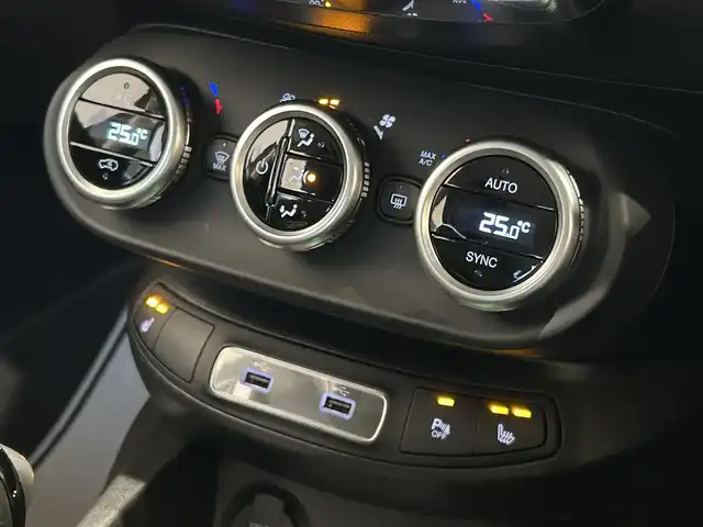 フィアット ５００Ｘ クロス 福岡県 2021(令3)年 3.2万km ベージュ Ｂｌｕｅｔｏｏｔｈ　/Ｂカメラ　/パドルシフト　/アダクティブクルーズコントロール　/オートライト　/メモリ付きパワーシート　/シートヒーター　/ブラインドスポットモニター　/純正１７インチＡＷ　/ドライブレコーダー