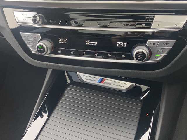 ＢＭＷ Ｘ３ M40i 福岡県 2020(令2)年 3.3万km アルピンホワイトⅢ サンルーフ/harman/kardon/純正HDDナビ/フルセグTV/Bluetooth/全方位カメラ/レザーシート/パワーシート/シートヒーター/エアシート/サンシェード/プッシュスタート/ETC/LEDヘッドライト/ルーフレール/純正アルミホイール