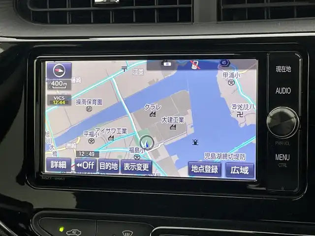 トヨタ アクア G 岡山県 2017(平29)年 5.6万km ブラッキッシュアゲハガラスフレーク 純正SDナビ（NSZT-W66T）/（CD/DVD/Bluetooth/フルセグ）/衝突軽減ブレーキ/バックカメラ/クルーズコントロール/オートハイビーム/プッシュスタート/アイドリングストップ/レーンキープアシスト/フロアマット/オートライト/ドアバイザー/ISOFIX/ステアリングスイッチ/チルトステアリング/シートリフター/ウインカーミラー/スマートキー×2/取扱説明書