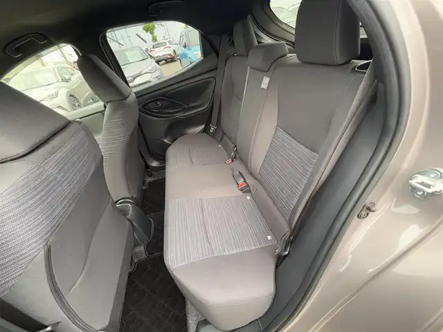 トヨタ ヤリス Z 徳島県 2020(令2)年 3.6万km アバンギャルドブロンズメタリック 純正8インチディスプレイナビ/(AM.FM.BT.フルセグ)/パノラミックビューモニター/トヨタセーフティセンス/・プリクラッシュセーフティ/・レーンディパーチャーアラート/・レーダークルーズコントロール/・アダプティブハイビーム/・ロードサインアシスト/・レーントレーシングアシスト/LEDオートヘッドライト/純正16インチAW/純正ビルトインＥＴＣ/前席シートヒーター/純正アルミホイール/純正フロアマット