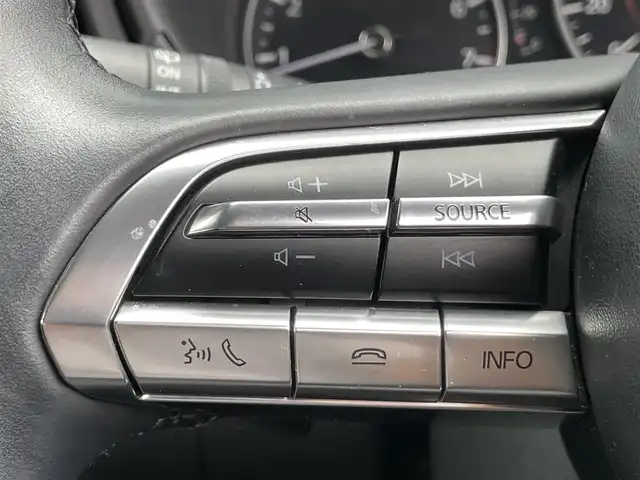 マツダ ＣＸ－３０ X プロアクティブツーリングセレクション 香川県 2019(令1)年 4.1万km ジェットブラックマイカ 登録時走行距離：40449km/CD/DVD 再生/フルセグTV/全方位カメラ/衝突被害軽減/レーンキープアシスト/レーダークルーズコントロール/ヘッドアップディスプレイ/革巻きステアリング/シートヒーター/ステアリングヒーター/ステアリングリモコン/オートハイビーム/LEDオートライト/フォグランプ/横滑り防止装置/スマートキー