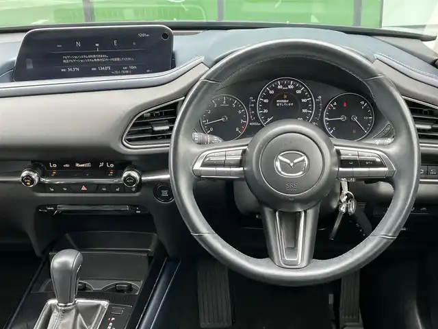 マツダ ＣＸ－３０ X プロアクティブツーリングセレクション 香川県 2019(令1)年 4.1万km ジェットブラックマイカ 登録時走行距離：40449km/CD/DVD 再生/フルセグTV/全方位カメラ/衝突被害軽減/レーンキープアシスト/レーダークルーズコントロール/ヘッドアップディスプレイ/革巻きステアリング/シートヒーター/ステアリングヒーター/ステアリングリモコン/オートハイビーム/LEDオートライト/フォグランプ/横滑り防止装置/スマートキー