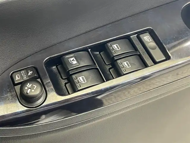 ダイハツ タント カスタム RS トップED SA Ⅲ 岩手県 2018(平30)年 8.6万km パールホワイトⅢ ４WD/ターボ/寒冷地仕様/両側パワースライドドア/スマートアシスト３/衝突回避支援ブレーキ/誤発進抑制機能/レーンアシスト/オートハイビーム/横滑り防止装置/アイドリングストップ/ロールサンシェード/シートヒーター/純正ナビ/フルセグTV/バックカメラ/ドライブレコーダー/エンジンスターター/LEDヘッドライト/純正15インチアルミホイール