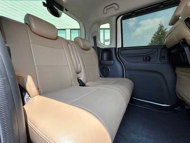 ホンダ Ｎ ＢＯＸ G Lパッケージ 大阪府 2016(平28)年 7.6万km プレミアムホワイトパールⅡ 社外ナビ　/   フルセグTV/CD/DVD/Bluetooth　/横滑り防止装置　/片側パワースライドドア　/前後ドライブレコーダー　/純正フロアマット　/プッシュスタート　/スマートキー　　/ビルトインＥＴＣ/禁煙車