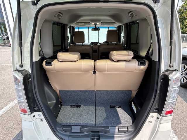 ホンダ Ｎ ＢＯＸ G Lパッケージ 大阪府 2016(平28)年 7.6万km プレミアムホワイトパールⅡ 社外ナビ　/   フルセグTV/CD/DVD/Bluetooth　/横滑り防止装置　/片側パワースライドドア　/前後ドライブレコーダー　/純正フロアマット　/プッシュスタート　/スマートキー　　/ビルトインＥＴＣ/禁煙車