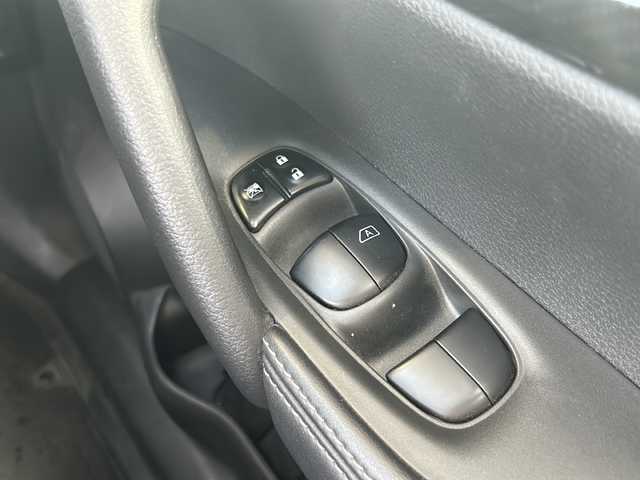 日産 エクストレイル 20Xi 静岡県 2020(令2)年 6.3万km ブリリアントホワイトパール プロパイロット/・バックカメラ/・フロントカメラ/・サイドカメラ/・プリクラッシュ/・オートホールド/・クリアランスソナー/純正9インチナビ/・フルセグTV/・FM/・AM/・AUX/・HDMI/・DVD/主要装備/・ドアバイザー/・フォグランプ/・LEDライト/・デジタルインナーミラー/・パワーバックドア/・ステアリングリモコン/・電動格納ミラー/・シートヒーター/・純正アルミホイール/・ワンオーナー/・フリップダウンモニター/・ETC/・ドライブレコーダー前後/・オートライト/・純正フロアマット