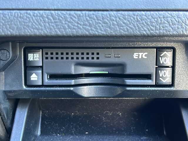 トヨタ クラウン ハイブリッド Gパッケージ 埼玉県 2010(平22)年 10.4万km ホワイトパールクリスタルシャイン 純正ナビ/AM/FM/CD/DVD/SD/TV/USB/HDD/1オーナー/ETC/前後ドラレコ/全席パワーシート/シートヒーター、クーラーD、N席/後席サンシェード/社外ウェルカムライト/追従クルコン/電動サンシェード（リア）/電格ミラー/衝突軽減B/ステアリングカバー/オートライト/保証書/取説