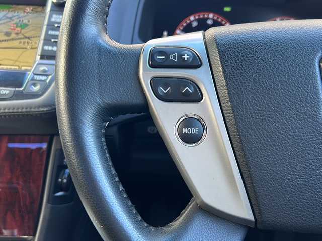 トヨタ クラウン ハイブリッド Gパッケージ 埼玉県 2010(平22)年 10.4万km ホワイトパールクリスタルシャイン 純正ナビ/AM/FM/CD/DVD/SD/TV/USB/HDD/1オーナー/ETC/前後ドラレコ/全席パワーシート/シートヒーター、クーラーD、N席/後席サンシェード/社外ウェルカムライト/追従クルコン/電動サンシェード（リア）/電格ミラー/衝突軽減B/ステアリングカバー/オートライト/保証書/取説