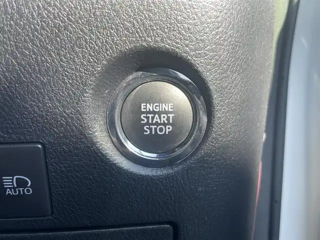 トヨタ アルファード S タイプゴールド 静岡県 2021(令3)年 4.3万km ホワイトパールクリスタルシャイン 純正9インチディスプレイオーディオナビ　/・フルセグＴＶ　/・Ｂｌｕｅｔｏｏｔｈ接続　/・ＤＶＤ再生　/・USB入力端子/純正フリップダウンモニター　/トヨタセーフティセンス　/両側パワースライドドア　/レーダークルーズコントロール/プリクラッシュセーフティ　/レーンキープアシスト/横滑り防止装置/パワーバックドア　/電動パーキングブレーキ/オートブレーキホールド　/プッシュスタート/スマートキー/ドライブレコーダー/ビルトインETC/ＬＥＤオートライト/オートハイビーム/ハーフレザーシート/2列目オットマン/純正18インチアルミホイール/純正フロアマット/取扱説明書/保証書