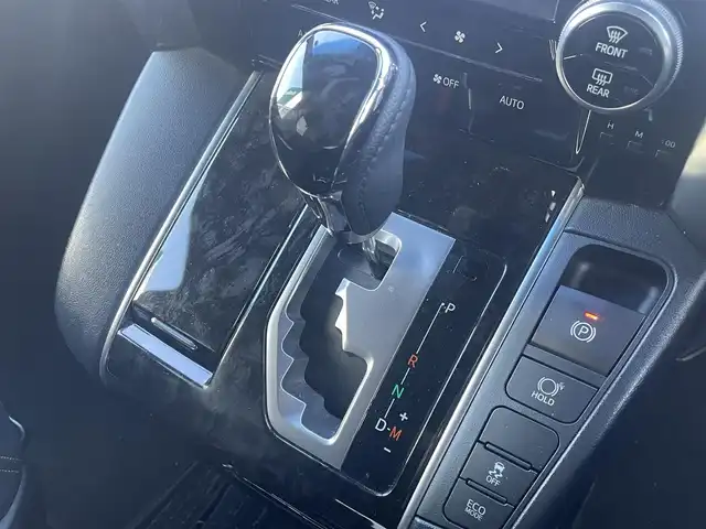 トヨタ アルファード S タイプゴールド 静岡県 2021(令3)年 4.3万km ホワイトパールクリスタルシャイン 純正9インチディスプレイオーディオナビ　/・フルセグＴＶ　/・Ｂｌｕｅｔｏｏｔｈ接続　/・ＤＶＤ再生　/・USB入力端子/純正フリップダウンモニター　/トヨタセーフティセンス　/両側パワースライドドア　/レーダークルーズコントロール/プリクラッシュセーフティ　/レーンキープアシスト/横滑り防止装置/パワーバックドア　/電動パーキングブレーキ/オートブレーキホールド　/プッシュスタート/スマートキー/ドライブレコーダー/ビルトインETC/ＬＥＤオートライト/オートハイビーム/ハーフレザーシート/2列目オットマン/純正18インチアルミホイール/純正フロアマット/取扱説明書/保証書