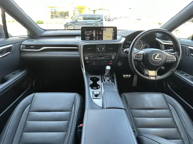レクサス ＲＸ 300 Fスポーツ 茨城県 2020(令2)年 4万km ブラック 純正メモリナビ/　　（フルセグTV/BT/CD/DVD/USB)/全方位カメラ/黒革シート/サンルーフ/ヘッドアップディスプレイ/レーダークルーズコントロール/コーナーセンサー/ブラインドスポットモニター/ETC 2.0/前後ドライブレコーダー/AC100V/パドルシフト/パワーシート/シートヒーター/シートクーラー/シートメモリー/ステアリングリモコン/ステアリングヒーター/オートハイビーム/電動リアゲート/純正フロアマット/純正AW２０ｉｎ/取扱説明書/保証書