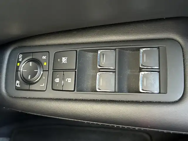 レクサス ＲＸ 300 Fスポーツ 茨城県 2020(令2)年 4万km ブラック 純正メモリナビ/　　（フルセグTV/BT/CD/DVD/USB)/全方位カメラ/黒革シート/サンルーフ/ヘッドアップディスプレイ/レーダークルーズコントロール/コーナーセンサー/ブラインドスポットモニター/ETC 2.0/前後ドライブレコーダー/AC100V/パドルシフト/パワーシート/シートヒーター/シートクーラー/シートメモリー/ステアリングリモコン/ステアリングヒーター/オートハイビーム/電動リアゲート/純正フロアマット/純正AW２０ｉｎ/取扱説明書/保証書