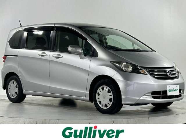 ホンダ フリード G ジャストセレクション 佐賀県 2010(平22)年 11.8万km アラバスターシルバーメタリック 純正7型ナビ/（ＡＭ/ＦＭ/CD/DVD/Bluetooth/フルセグTV）/バックカメラ/ドライブレコーダー/両側パワースライドドア/ETC/オートエアコン/HIDヘッドライト/盗難防止装置/横滑り防止装置/オートライト/オートマチックハイビーム/スマートキー/スペアキー有/プッシュスタート/USB入力端子/純正フロアマット/電動格納ミラー/ドアバイザー