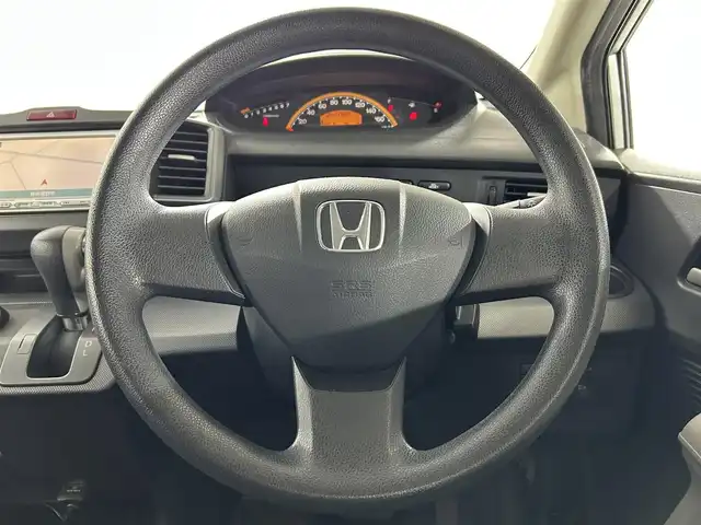 ホンダ フリード G ジャストセレクション 佐賀県 2010(平22)年 11.8万km アラバスターシルバーメタリック 純正7型ナビ/（ＡＭ/ＦＭ/CD/DVD/Bluetooth/フルセグTV）/バックカメラ/ドライブレコーダー/両側パワースライドドア/ETC/オートエアコン/HIDヘッドライト/盗難防止装置/横滑り防止装置/オートライト/オートマチックハイビーム/スマートキー/スペアキー有/プッシュスタート/USB入力端子/純正フロアマット/電動格納ミラー/ドアバイザー