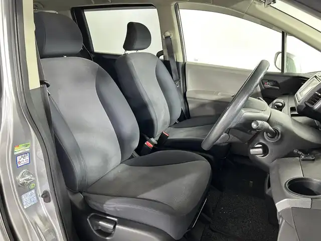 ホンダ フリード G ジャストセレクション 佐賀県 2010(平22)年 11.8万km アラバスターシルバーメタリック 純正7型ナビ/（ＡＭ/ＦＭ/CD/DVD/Bluetooth/フルセグTV）/バックカメラ/ドライブレコーダー/両側パワースライドドア/ETC/オートエアコン/HIDヘッドライト/盗難防止装置/横滑り防止装置/オートライト/オートマチックハイビーム/スマートキー/スペアキー有/プッシュスタート/USB入力端子/純正フロアマット/電動格納ミラー/ドアバイザー
