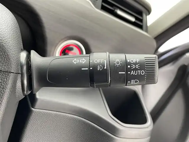 ホンダ フリード＋ ハイブリット G ホンダセンシング 滋賀県 2021(令3)年 5.6万km ルナシルバーM 禁煙車/純正ナビ/【CD/DVD/フルセグTV/Bluetooth】/ドライブレコーダー/ビルトインＥＴＣ/バックカメラ/ホンダセンシング/・衝突軽減ブレーキ/・歩行者事故低減ステアリング/・アダプティブクルーズコントロール/・車線維持支援システム/・路外逸脱抑制機能/・誤発進抑制機能/・先行車発進お知らせ機能/・標識認識機能/両側パワースライドドア/シートヒーター/ハーフレザーシート/ステアリングスイッチ/ＬＥＤライト/ＬＥＤフォグ/スマートキー