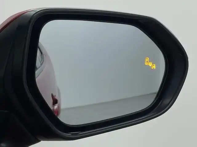 トヨタ アクア Z 三重県 2023(令5)年 1万km エモーショナルレッドⅡ 禁煙車/純正10.5インチディスプレイオーディオ/・USB/Bluetooth/AM/FM/AppleCarPray/AndroidAuto/パノラミックビューモニター/トヨタセーフティセンス/・ブラインドスポットモニター/・レーンディパーチャーアラート/・プリクラッシュセーフティ/・クリアランスソナー/・ロードサインアシスト/・パーキングサポートブレーキ/・リアクロストラフィックアラート/レーダークルーズコントロール/純正ビルトインETC/AC100V/オートライト/オートマチックハイビーム/ステアリングスイッチ/プッシュスタート/ウィンカーミラー/電動格納ミラー/純正フロアマット/純正15インチアルミホイール