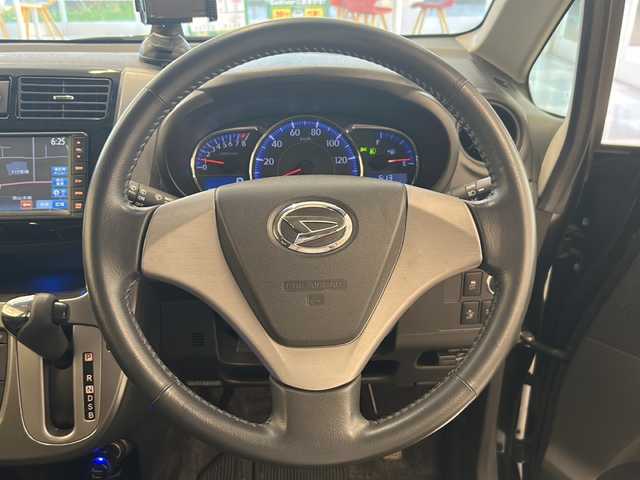 ダイハツ ムーヴ カスタム X LTD SA 岐阜県 2013(平25)年 9.2万km ブラックマイカメタリック 衝突被害軽減システム/純正SDナビ/バックカメラ/ETC/アイドリングストップ/電動格納ミラー/スマートキー/革巻きステアリング/LEDヘッドライト/オートライト/テレビ/CD/USB入力端子/AUX/純正14インチアルミ/純正フロアマット/盗難防止システム