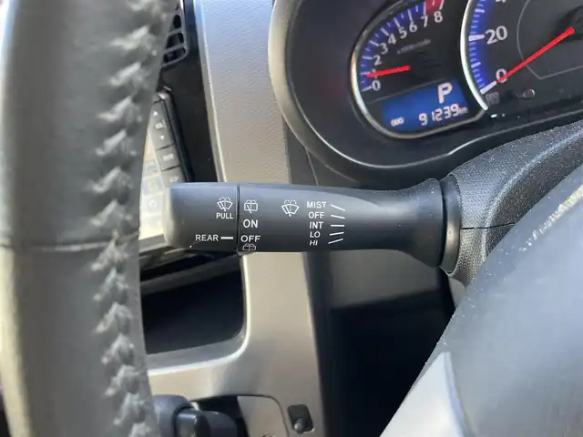 ダイハツ ムーヴ カスタム X LTD SA 和歌山県 2013(平25)年 9.2万km ブラックマイカメタリック (株)IDOMが運営する【じしゃロン和歌山店】の自社ローン専用車両になります。こちらは現金またはオートローンご利用時の価格です。自社ローンご希望の方は別途その旨お申付け下さい/衝突被害軽減システム/純正SDナビ/バックカメラ/ETC/アイドリングストップ/電動格納ミラー/スマートキー/革巻きステアリング/LEDヘッドライト/オートライト/テレビ/CD/USB入力端子/AUX/純正14インチアルミ/純正フロアマット/盗難防止システム