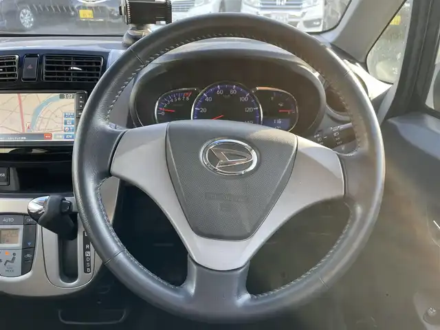 ダイハツ ムーヴ カスタム X LTD SA 和歌山県 2013(平25)年 9.2万km ブラックマイカメタリック (株)IDOMが運営する【じしゃロン和歌山店】の自社ローン専用車両になります。こちらは現金またはオートローンご利用時の価格です。自社ローンご希望の方は別途その旨お申付け下さい/衝突被害軽減システム/純正SDナビ/バックカメラ/ETC/アイドリングストップ/電動格納ミラー/スマートキー/革巻きステアリング/LEDヘッドライト/オートライト/テレビ/CD/USB入力端子/AUX/純正14インチアルミ/純正フロアマット/盗難防止システム