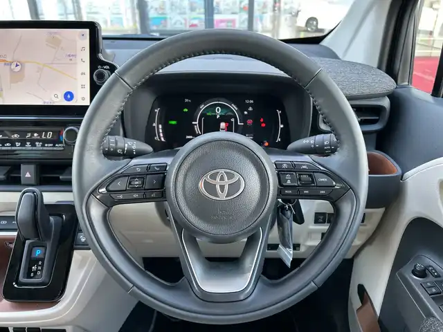 トヨタ シエンタ ハイブリッド Z 千葉県 2025(令7)年 0.3万km ダークグレー 10.5インチディスプレイオーディオ/(フルセグTV/Bluetooth/AppleCarPlay/Androidauto)/全方位カメラ/衝突被害軽減システム/車線逸脱警報/クルーズコントロール/シートカバー/両側パワースライドドア/横滑り防止装置/ETC2.0/アイドリングストップ/LEDヘッドライト/フォグランプ/オートライト/ウィンカーミラー/電動格納ミラー/純正15インチAW/シートヒーター/ステアリングヒーター/プッシュスタート/スマートキー/フロアマット/ドアバイザー