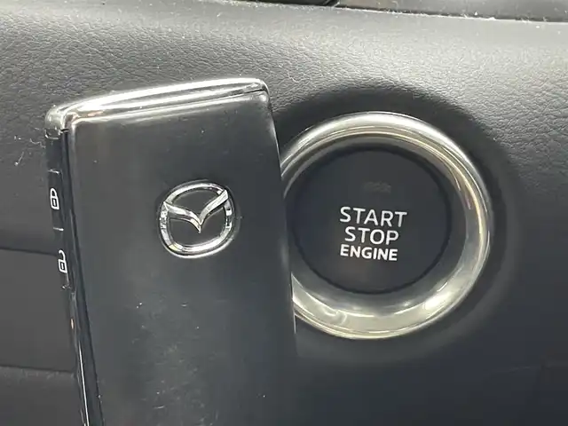 マツダ ＣＸ－５ 20S スマートエディション 茨城県 2022(令4)年 2.4万km ジェットブラックマイカ ●純正ナビ/●BT接続，フルセグTV/●全周囲カメラ/●BSM/●クルーズコントロール/●パワーステアリング/●パワーウィンドウ/●エアコン/●キーレス/●ABS/●運転席＋助手席エアバッグ/●サイドエアバッグ/●カーテンエアバッグ/●バックカメラ/●LED ライト/●ETC/●スマートキー/●プッシュスタート/●盗難防止装置/●オートライト/●横滑り防止装置/●衝突被害軽減ブレーキ/●衝突安全ボディ/●アイドリングストップ/●障害物センサー