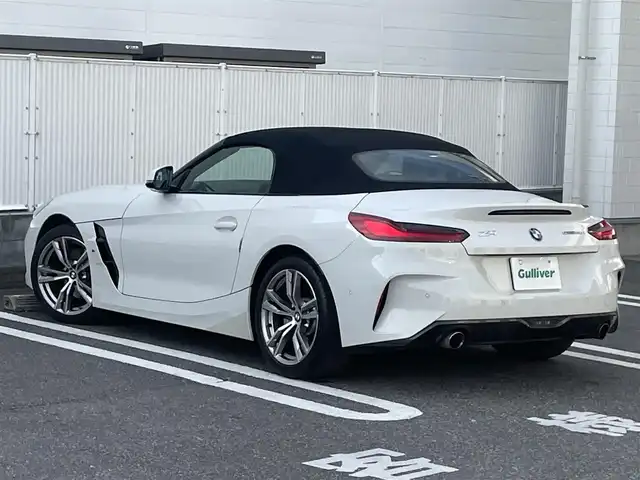 ＢＭＷ Ｚ４ sDrive20i Mスポーツ 群馬県 2020(令2)年 2.9万km アルピンホワイトⅢ 衝突軽減ブレーキシステム/レーダークルーズコントロール/ブラインドスポットモニター/純正メーカーナビゲーション/（BT/ラジオ）/バックカメラ/本革シート/Harman Kardon/メモリパワーシート/シートヒーター/オートホールド/ステアリングスイッチ/パドルシフト/クリアランスソナー/LEDヘッドライト/ETC/アイドリングストップ/電格ミラー/純正フロアマット/純正18インチアルミホイール