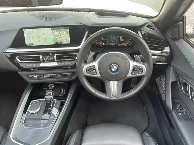 ＢＭＷ Ｚ４ sDrive20i Mスポーツ 群馬県 2020(令2)年 2.9万km アルピンホワイトⅢ 衝突軽減ブレーキシステム/レーダークルーズコントロール/ブラインドスポットモニター/純正メーカーナビゲーション/（BT/ラジオ）/バックカメラ/本革シート/Harman Kardon/メモリパワーシート/シートヒーター/オートホールド/ステアリングスイッチ/パドルシフト/クリアランスソナー/LEDヘッドライト/ETC/アイドリングストップ/電格ミラー/純正フロアマット/純正18インチアルミホイール