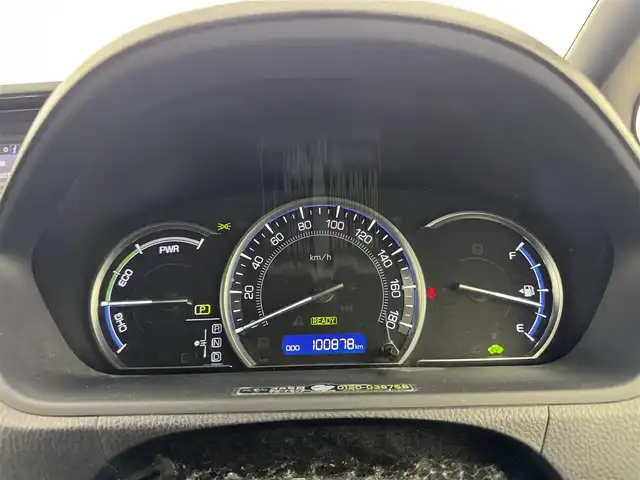 トヨタ エスクァイア ハイブリッド Gi 愛知県 2015(平27)年 10.1万km ホワイトパールクリスタルシャイン 11インチリアエンター　/クルーズコントロール　/両側パワースライドドア　/前席シートヒーター　/電動格納ミラー　/オートライト　/ドライブレコーダー　/ETC　/純正AW　