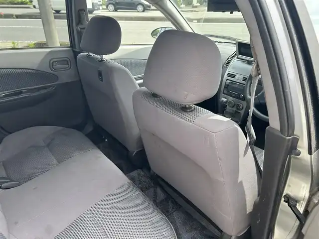 日産 ウイングロード Sエアロ 神奈川県 2001(平13)年 16.6万km ダイヤモンドシルバー ・CDプレイヤー/・社外フロアマット/・HIDヘッドライト/・AAC/・パワーステアリング/・パワーウィンドウ