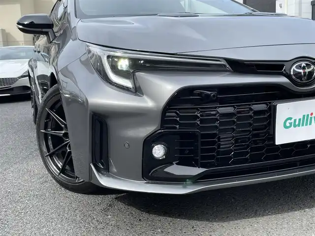 トヨタ ＧＲカローラ RZ 神奈川県 2024(令6)年 0.2万km グレー ワンオーナー/GRリヤスポイラー/カーボンルーフ/BBS製純正18インチAW/GR赤ブレーキキャリパー/JBLスピーカー/HUD/純正10.5インチディスプレイ/純正メモリーナビ・地デジTV/純正USB/BT/Miracast/バックモニター/ビルトインETC2.0/前後ドライブレコーダー/ハーフレザーシート/前席シートヒーター/ステアリングヒーター/トヨタセーフティセンス/レーダークルーズコントロール/PCS/LDA/BSM/RCTA/SEA/RSA/オートハイビーム/コーナーセンサー/寒冷地仕様/プッシュスタート/スマートキー×2/純正フロアマット/保証書・取説あり