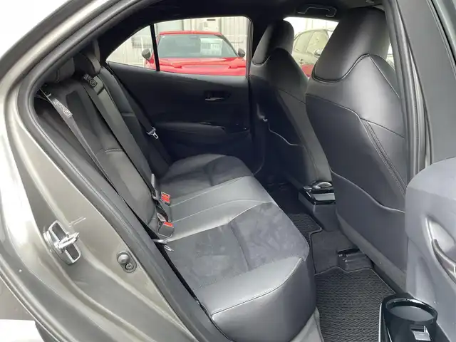 トヨタ ＧＲカローラ RZ 神奈川県 2024(令6)年 0.2万km グレー ワンオーナー/GRリヤスポイラー/カーボンルーフ/BBS製純正18インチAW/GR赤ブレーキキャリパー/JBLスピーカー/HUD/純正10.5インチディスプレイ/純正メモリーナビ・地デジTV/純正USB/BT/Miracast/バックモニター/ビルトインETC2.0/前後ドライブレコーダー/ハーフレザーシート/前席シートヒーター/ステアリングヒーター/トヨタセーフティセンス/レーダークルーズコントロール/PCS/LDA/BSM/RCTA/SEA/RSA/オートハイビーム/コーナーセンサー/寒冷地仕様/プッシュスタート/スマートキー×2/純正フロアマット/保証書・取説あり