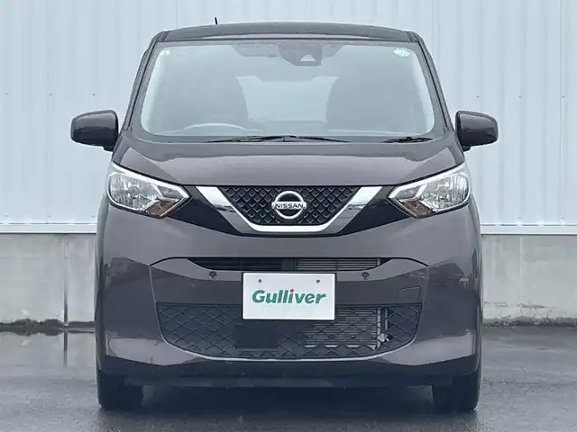 日産 デイズ X 愛媛県 2023(令5)年 0.2万km アッシュブラウンM 純正9インチナビ(Bluetooth)/バックカメラ/フルセグテレビ/ETC/前後ドライブレコーダー/アイドリングストップ/ダウンヒルアシストコントロール/前後コーナーセンサー/オートライト/オートマチックハイビーム/純正フロアマット/純正ドアバイザー/純正アルミホイール/横滑り防止装置/衝突被害軽減システム/スマートキー/プッシュスタート/ABS