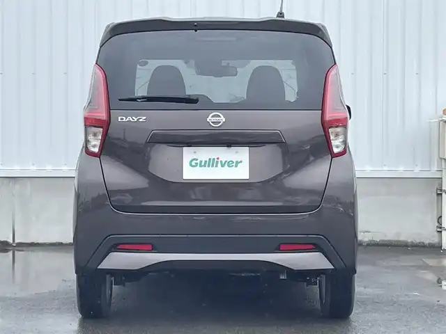 日産 デイズ X 愛媛県 2023(令5)年 0.2万km アッシュブラウンM 純正9インチナビ(Bluetooth)/バックカメラ/フルセグテレビ/ETC/前後ドライブレコーダー/アイドリングストップ/ダウンヒルアシストコントロール/前後コーナーセンサー/オートライト/オートマチックハイビーム/純正フロアマット/純正ドアバイザー/純正アルミホイール/横滑り防止装置/衝突被害軽減システム/スマートキー/プッシュスタート/ABS