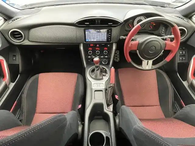 トヨタ ８６ GT 滋賀県 2015(平27)年 4.7万km クリスタルホワイトパール 禁煙車/純正ナビ/ETC/パドルシフト/オートライト/スマートキーｘ２/横滑り防止装置/フォグランプ