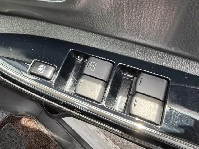 日産 デイズ ルークス ハイウェイスター Xターボ 宮城県 2019(令1)年 8.8万km ホワイトパール 登録時走行距離87370ｋｍ/純正ナビ/・フルセグテレビ/・Bluetooth/・CD/DVD/・ＡＭ/FM/パワスラ/レーンキープ/衝突軽減/横滑り防止/Ａライト/Ａハイビーム/純ナビ/フルセグ/ＢＴ/ドラレコ/ＴＣ/ウインカーミラー/ＬＥＤヘッドライト/フォグランプ/ドアバイザー