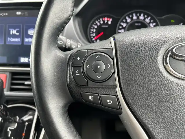 トヨタ ヴォクシー ZS 煌Ⅲ 香川県 2021(令3)年 6.7万km イナズマスパーキングブラックガラスフレーク 登録時走行距離：66749km/トヨタセーフティーセンス/純正10インチナビ/→フルセグTV/→Bluetooth/バックカメラ/ETC/ドライブレコーダー/クルーズコントロール/レーンキープアシスト/プッシュスタート/両側パワースライドドア/LEDヘッドライト/純正16インチアルミホイール/革巻きステアリング/ステアリモコン/ハーフレザーシート/電動格納ウィンカーミラー/スマートキー
