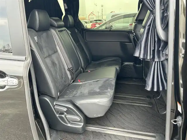 トヨタ ヴォクシー ZS 煌Ⅲ 香川県 2021(令3)年 6.7万km イナズマスパーキングブラックガラスフレーク 登録時走行距離：66749km/トヨタセーフティーセンス/純正10インチナビ/→フルセグTV/→Bluetooth/バックカメラ/ETC/ドライブレコーダー/クルーズコントロール/レーンキープアシスト/プッシュスタート/両側パワースライドドア/LEDヘッドライト/純正16インチアルミホイール/革巻きステアリング/ステアリモコン/ハーフレザーシート/電動格納ウィンカーミラー/スマートキー