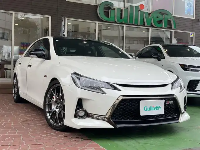 トヨタ マークＸ GRMN 神奈川県 2019(令1)年 1.5万km ホワイトパールクリスタルシャイン ワンオーナー/新車保証書/取扱説明書/カーボンルーフ（メーカーオプション）/純正SDナビ・フルセグTV/CD・DVDビデオ・Bluetooth/バックカメラ/ドライブレコーダー/ビルトインETC2.0/ステアリングスイッチ/GRエンブレムブラックウルトラスエードバケットシート/オートライト/ナノイー付き左右独立温度調整オートエアコン/スマートキー・スペアキー/HIDライト/LEDフォグランプ/ウインカー付きドアミラー/19インチBBS製7本Y字スポークアルミホイール/GRロゴ入りホワイトブレーキキャリパー/4本出しマフラー