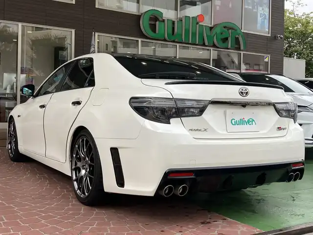 トヨタ マークＸ GRMN 神奈川県 2019(令1)年 1.5万km ホワイトパールクリスタルシャイン ワンオーナー/新車保証書/取扱説明書/カーボンルーフ（メーカーオプション）/純正SDナビ・フルセグTV/CD・DVDビデオ・Bluetooth/バックカメラ/ドライブレコーダー/ビルトインETC2.0/ステアリングスイッチ/GRエンブレムブラックウルトラスエードバケットシート/オートライト/ナノイー付き左右独立温度調整オートエアコン/スマートキー・スペアキー/HIDライト/LEDフォグランプ/ウインカー付きドアミラー/19インチBBS製7本Y字スポークアルミホイール/GRロゴ入りホワイトブレーキキャリパー/4本出しマフラー