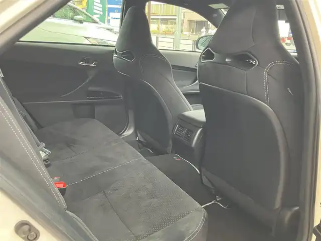 トヨタ マークＸ GRMN 神奈川県 2019(令1)年 1.5万km ホワイトパールクリスタルシャイン ワンオーナー/新車保証書/取扱説明書/カーボンルーフ（メーカーオプション）/純正SDナビ・フルセグTV/CD・DVDビデオ・Bluetooth/バックカメラ/ドライブレコーダー/ビルトインETC2.0/ステアリングスイッチ/GRエンブレムブラックウルトラスエードバケットシート/オートライト/ナノイー付き左右独立温度調整オートエアコン/スマートキー・スペアキー/HIDライト/LEDフォグランプ/ウインカー付きドアミラー/19インチBBS製7本Y字スポークアルミホイール/GRロゴ入りホワイトブレーキキャリパー/4本出しマフラー