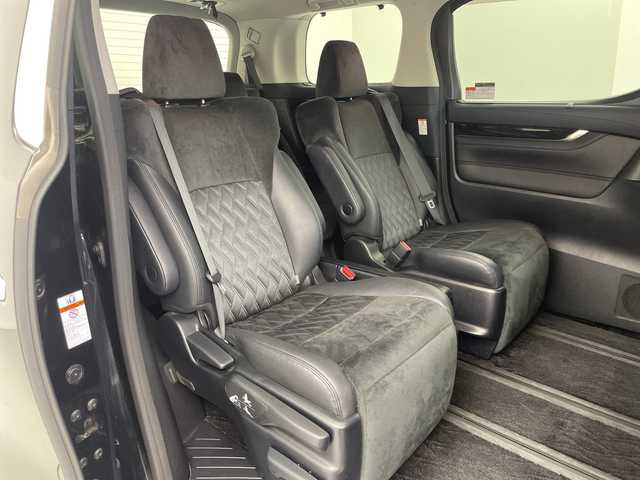 トヨタ アルファードハイブリット SR 愛知県 2015(平27)年 9.3万km ブラック 禁煙　純正１０型ナビ　純正フリップダウンモニター　クルーズコントロール　両側パワースライドドア　ハーフレザーシート　パワーシート　ビルトインＥＴＣ　バックカメラ　スマートキー　オートマチックハイ/純正10型ナビ/・Bluetooth/・CD/DVD/・フルセグテレビ/・SD音楽録音/純正フリップダウンモニター/バックカメラ/ハーフレザーシート/パワーシート/両側パワースライドドア/衝突軽減ブレーキ/レーンキープアシスト/オートマチックハイビーム/前後コーナーセンサー/クルーズコントロール/ビルトインETC/LEDヘッドライト