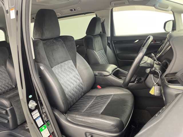 トヨタ アルファードハイブリット SR 愛知県 2015(平27)年 9.3万km ブラック 禁煙　純正１０型ナビ　純正フリップダウンモニター　クルーズコントロール　両側パワースライドドア　ハーフレザーシート　パワーシート　ビルトインＥＴＣ　バックカメラ　スマートキー　オートマチックハイ/純正10型ナビ/・Bluetooth/・CD/DVD/・フルセグテレビ/・SD音楽録音/純正フリップダウンモニター/バックカメラ/ハーフレザーシート/パワーシート/両側パワースライドドア/衝突軽減ブレーキ/レーンキープアシスト/オートマチックハイビーム/前後コーナーセンサー/クルーズコントロール/ビルトインETC/LEDヘッドライト