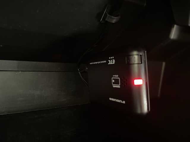 ダイハツ タント カスタム RS 鹿児島県 2019(令1)年 2.9万km ブラックマイカメタリック/シャイニングホワイトパール 社外メモリナビ　/（フルセグ/Bluetooth/DVD/CD/USB)　/バックカメラ　/両側パワースライドドア　/ＥＴＣ　/オートライト　/シートバックテーブル　/コーナーセンサー　/ベンチシート　/アイドリングストップ　/保証書　/取扱説明書