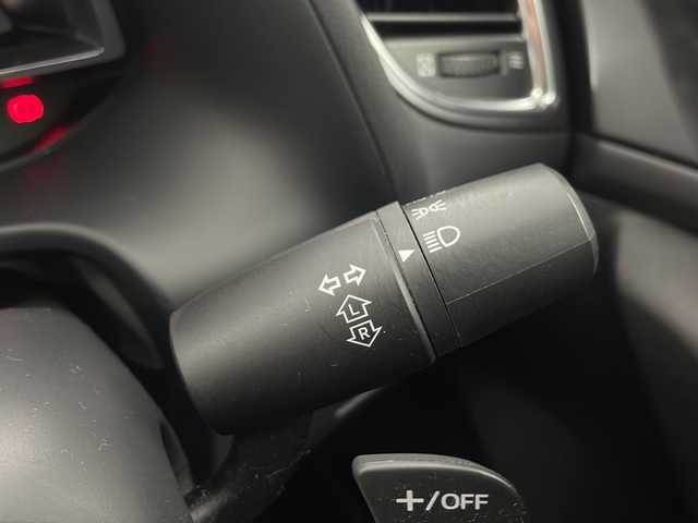 マツダ アクセラ スポーツ 15S プロアクティブ 栃木県 2019(平31)年 2万km スノーフレイクホワイトパールマイカ ワンオーナー/マツダコネクトナビ/・CD/DVD/Bluetooth/USB/AUX/フルセグ/・ビルトインETC/・360度ビューモニター　全方位カメラ/スマートシティブレーキサポート　衝突軽減ブレーキ/BSM　ブラインドスポットモニター/レーンキープアシスト/レーダークルーズコントロール/標識認識機能/ドライバーアテンションアラート/パーキングセンサー　コーナーセンサー/HUD　ヘッドアップディスプレイ/純正18インチアルミホイール/LEDヘッドライト/フォグランプ/オートライト/オートハイビーム/スマートキー/プッシュスタートボタン/パドルシフト/アイドリングストップ/オートエアコン/クルーズコントロール/フロアマット/電動格納ミラー/ステアリングリモコン　/保証書/取扱説明書/スペアキー